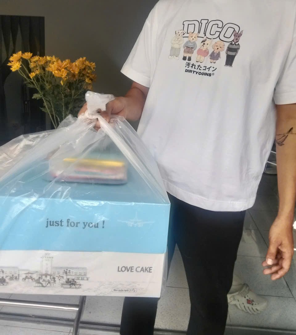 giao bánh kem tận nơi tại Hồng Hà
