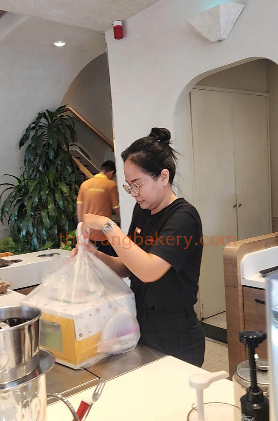 Giao bánh sinh nhật tại Phú Giáo