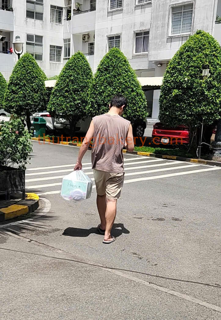 giao bánh kem tận nơi tại Thủ Dầu Một