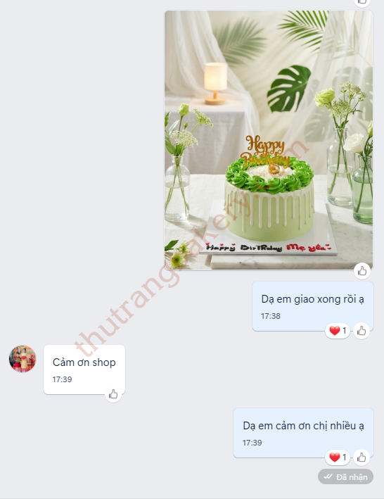 khách đặt bánh tại bánh kem Nam Từ Liêm